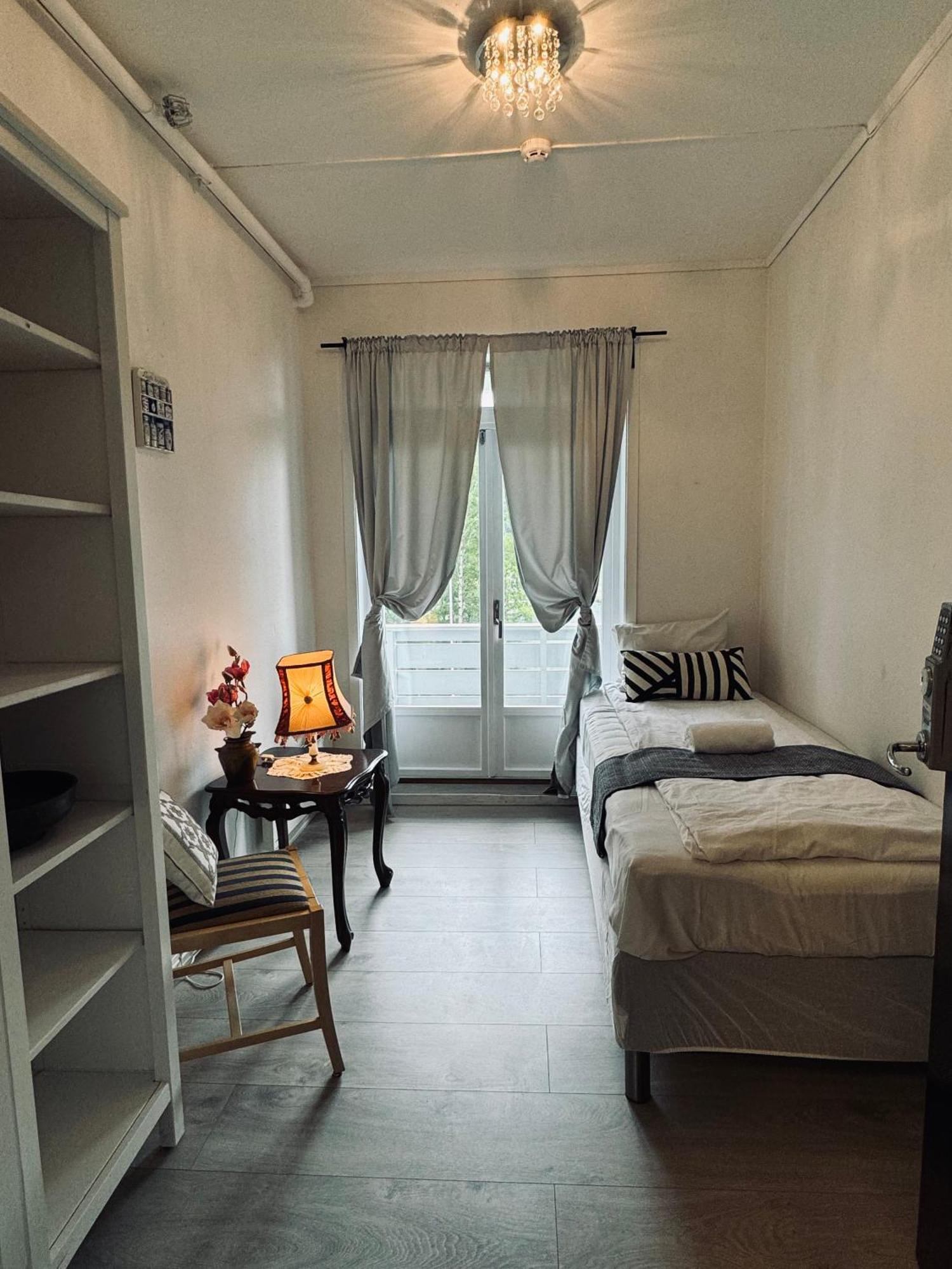 Lilandtunet Guest house 4*
